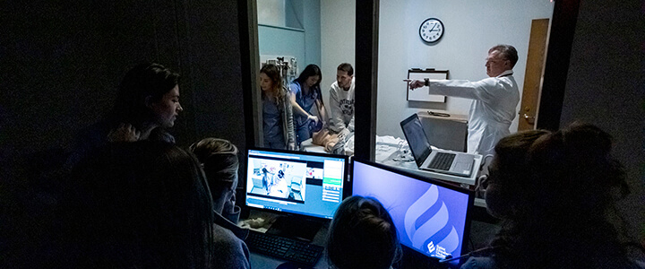 PA Students in SEU's Simulation Center